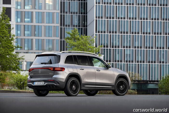 Mercedes taglia i prezzi fino a 50.000 dollari mentre le scorte di veicoli elettrici aumentano | Carscoops